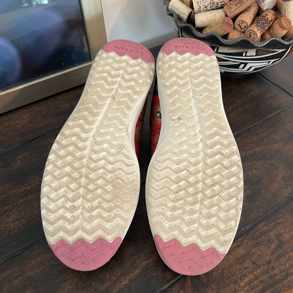 Cole Haan GrandPro Tennis Shoes Floral Brocade Gold Pink Women’s 10.5 - Picture 3 of 4